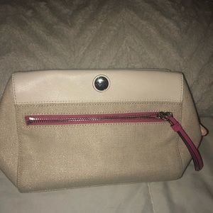 💯 Auth Coach Cosmetic Bag / Wristlet 💄